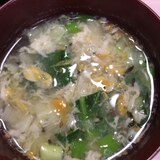 卵とほうれん草の中華スープ